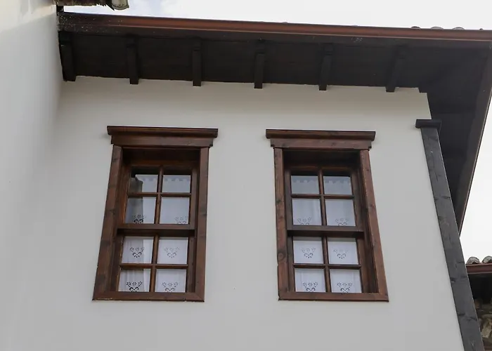 Koroni Boutique