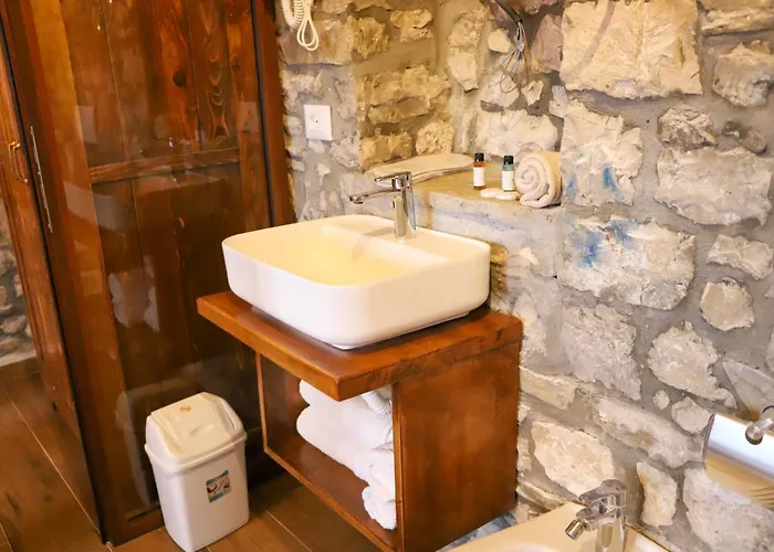 Koroni Boutique * Berat