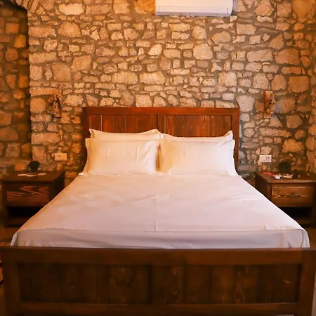 Koroni Boutique Hotel *